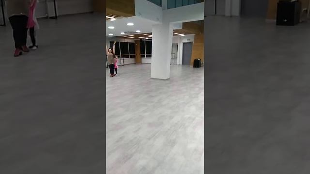 Universal dance ангарск. Милана танцует. смотреть онлайн