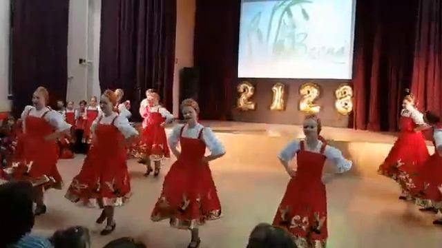 Русская плясовая. Студия" Велла" смотреть онлайн