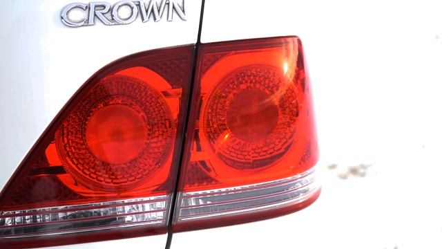 Краун ? из Страны восходящего солнца Тест-обзор Toyota Crown (S180) 3.0 Athlete premium 50th editio смотреть онлайн