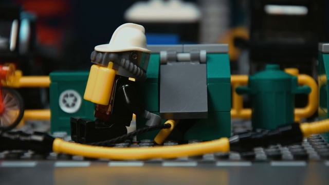 LEGO Firefighters - Real Heroes: S02 Episode 3 - New Year’s Eve Special смотреть онлайн