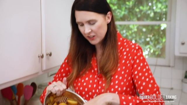 ? My Best-Ever Peach Cobbler is the Perfect Summer Dessert Recipe! смотреть онлайн