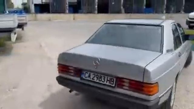 Mercedes 190D смотреть онлайн