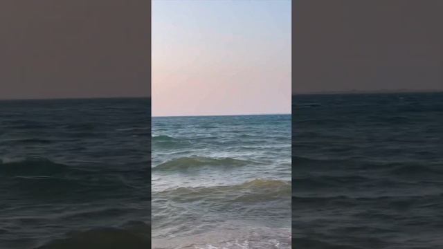Пляж в Угловом, Крым смотреть онлайн