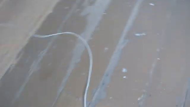 Как удалить старую краску. Деревянный пол смотреть онлайн