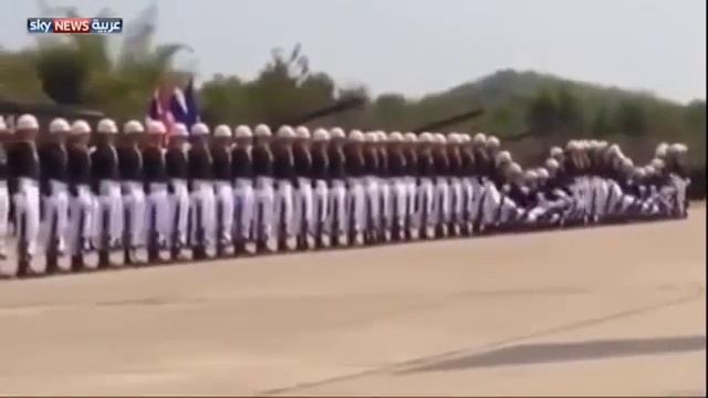 Вот это строевая подготовка! Такого вы еще не видели смотреть онлайн