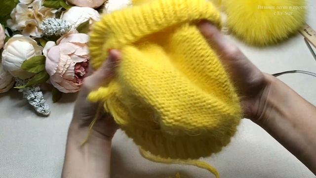 Вяжем стильную шапку спицами смотреть онлайн