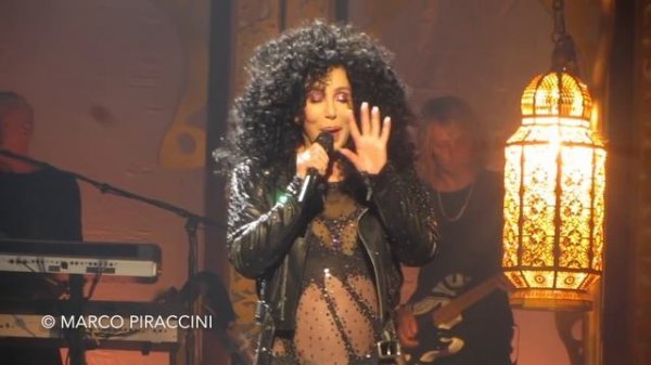 CHER: "If I Could Turn back Time" live in Las Vegas - Classic Cher