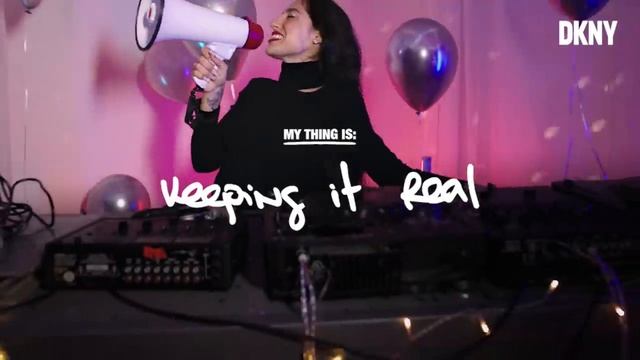 DKNY Holiday 2021 - Meet Tefi - #DKNYDoYourThing смотреть онлайн