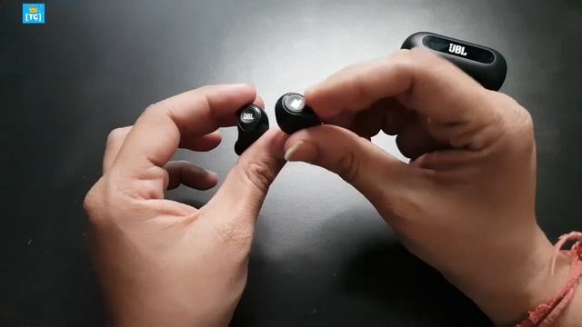 JBL C100 TWS True Wireless Earphones Unboxing & Review | Best Budget Range Headphones In 2020 смотреть онлайн