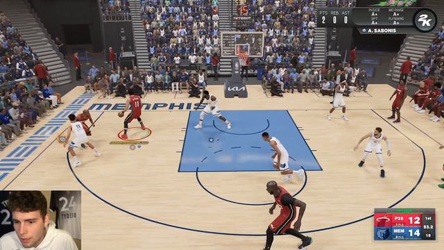 THIS NEW GALAXY OPAL IS A 6'5 DERRICK ROSE & ONLY COSTS 5K MT IN NBA 2K23 MyTEAM... смотреть онлайн