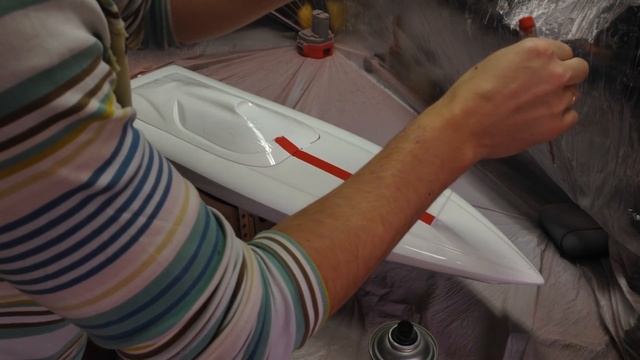 Лодка на радиоуправлении TFL Pursuit Racing Boat смотреть онлайн