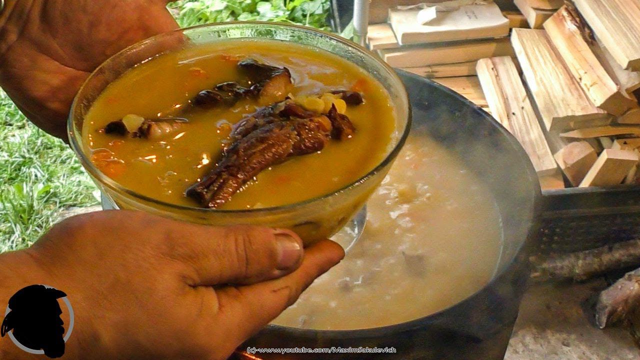 ГОРОХОВЫЙ СУП с КОПЧЕНЫМИ РЕБРЫШКАМИ в КАЗАНЕ - Рецепт Супер-Супа смотреть онлайн