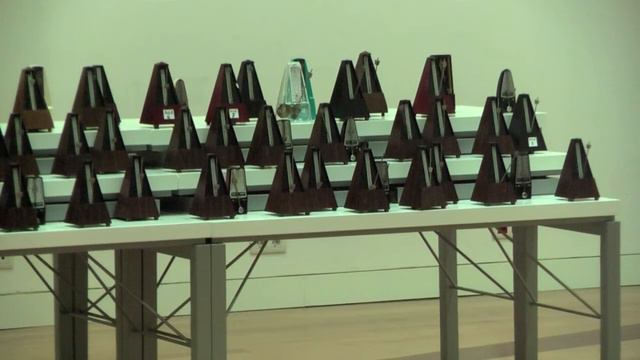 G Ligeti Poema Sinfónico para 100 metrónomos смотреть онлайн