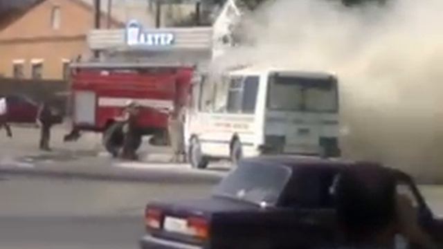 Пожар автобуса Гайской птицефабрики смотреть онлайн