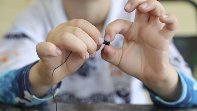 "КЛЕВОЕ ДЕТСТВО" Монтаж на ледкоре флэш кормушки. смотреть онлайн