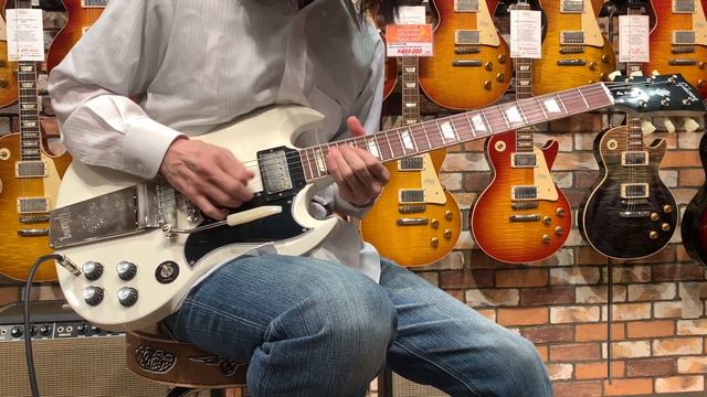 Gibson Custom Shop / 1963 SG Standard w/Maestro Vintage Gloss Polaris White 【イシバシ楽器心斎橋店】 смотреть онлайн