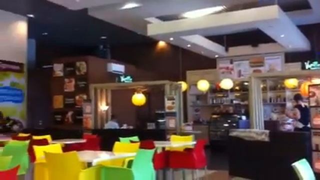 Петербург / Кафе Vanille у Ладожского вокзала - быстро, вкусно, недорого смотреть онлайн