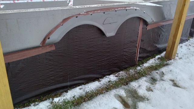 Surviving a Winter Storm in a Stationary Fifth-Wheel Trailer смотреть онлайн