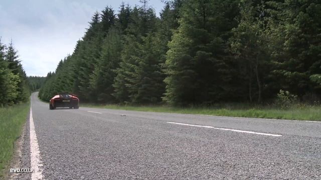 McLaren F1 vs supercar rivals: promo | evo TV смотреть онлайн