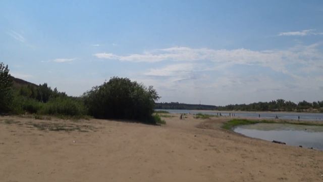 Жизнь в городе. Волжский 10.08.2023г. Пляж "Козий" смотреть онлайн