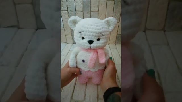 Перевязываем крючком плюшевую кошечку смотреть онлайн