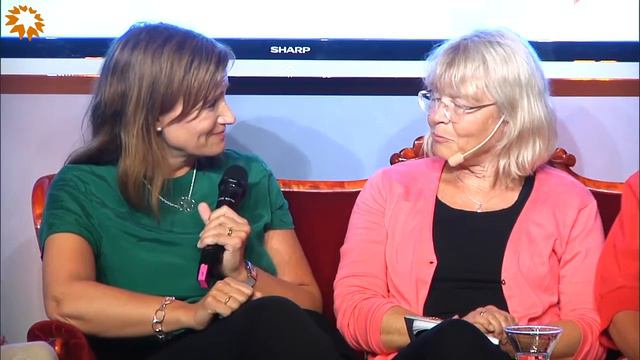 Västerbotten pre-speach: Nu flyttar staten ut i landet Sverige? смотреть онлайн