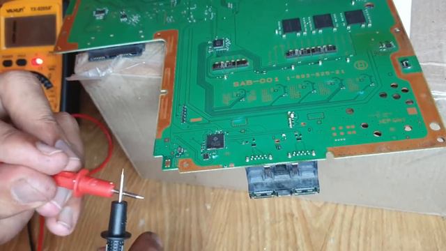 Comprei um ps4 no valor de 200 reais. Esse deu trabalhão! смотреть онлайн