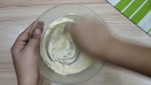 Without Machine Cake Icing Made With Maida || बिना क्रीम बिना मशीन के केक सजाए смотреть онлайн