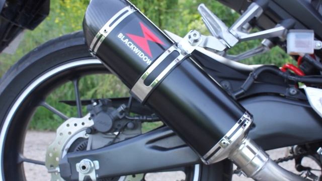 LOUD HONDA CB125R EXHAUST SOUND COMPILATION | AKRAPOVIC, SCORPION, LEOVINCE смотреть онлайн