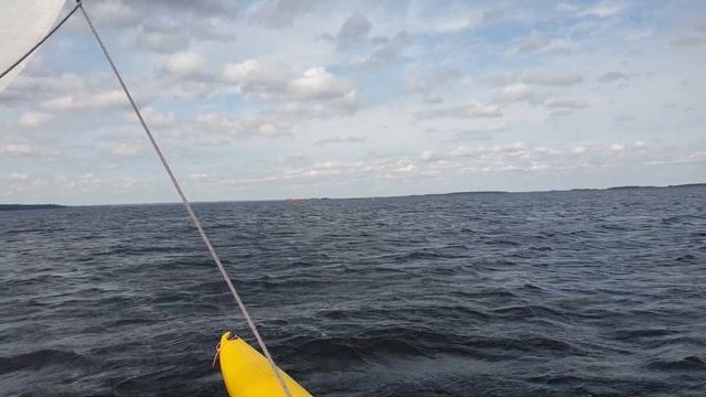 На парусном тримаране "Кулик-18" по реке Свирь смотреть онлайн