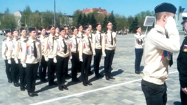 Смотр строя и песни. Сдача рапорта. смотреть онлайн