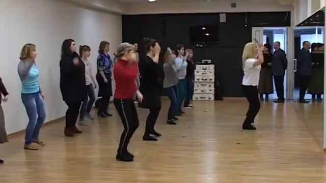 Труппа мюзикла «О, Мама мия!» пополнилась актерами из народа смотреть онлайн