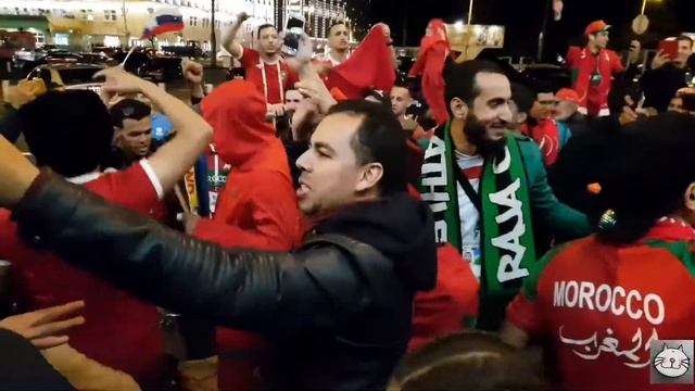 "Спасибо Руссия" от самых поющих болельщиков. ЧМ 2018. После матча ИСПАНИЯ-МАРОККО.КАЛИНИНГРАД. смотреть онлайн