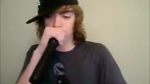 DUBSTEP on a microphone смотреть онлайн