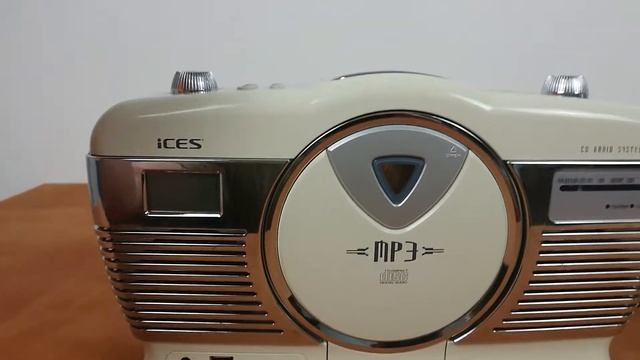 Магнитофон в винтажном стиле Vintage Retro iCES ISCD-33 смотреть онлайн