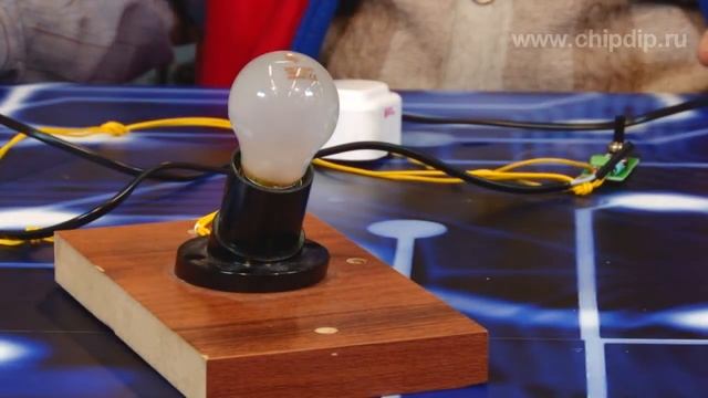 Простые конструкции. Автоматический включатель. смотреть онлайн