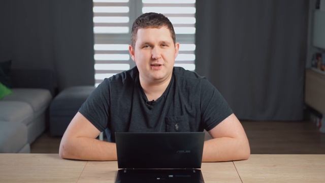 Ekran OLED w laptopie zmienia życie: Asus ZenBook 13 смотреть онлайн