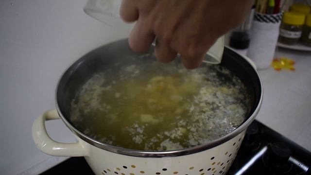 Ručak na kašiku/Bela pileća čorba lek za dušu nakon praznika (Chicken Soup ENG sub)/ pileca corba смотреть онлайн