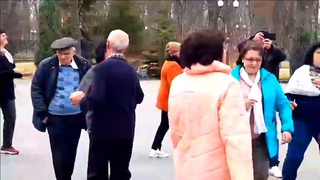 МАРТ 2023!!! ТАНЦЫ,ХАРЬКОВ!!! БЕЗ ШИПОВ НИГДЕ НЕ ВСТРЕТИТЬ РОЗ!!! смотреть онлайн