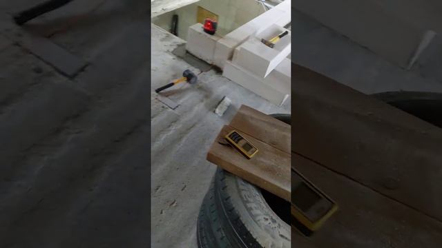 Газобетон. Замеры точной кладки блока на пескоцемент. смотреть онлайн