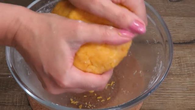 ГЕНИАЛЬНАЯ ЗАКУСКА ПОД ФУТБОЛ сырные крекеры к Пиву ПЕЧЕНЬЕ РЕЦЕПТ смотреть онлайн