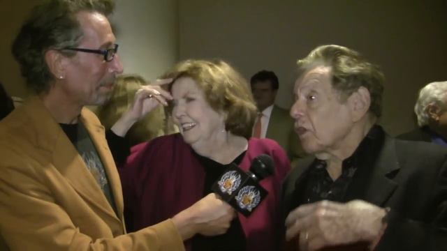 MICHAEL CAVNAUGH - HERO NEWS CHATS WITH JERRY STILLER AND ANNE MEARA, ACTORS FUND GALA 2012 смотреть онлайн