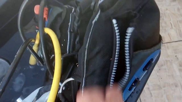 Золото яким ми його незвикли бачити. In search of gold in the sea. смотреть онлайн