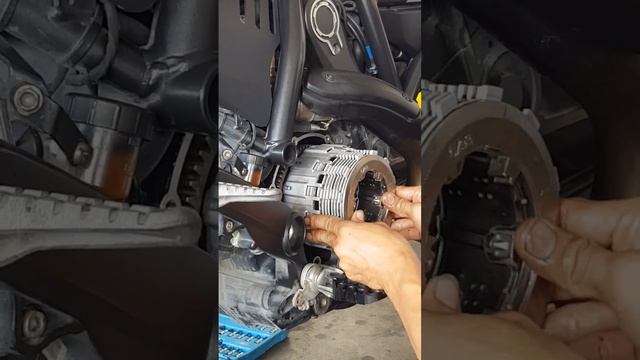 Ducati Scrambler new clutch lining смотреть онлайн