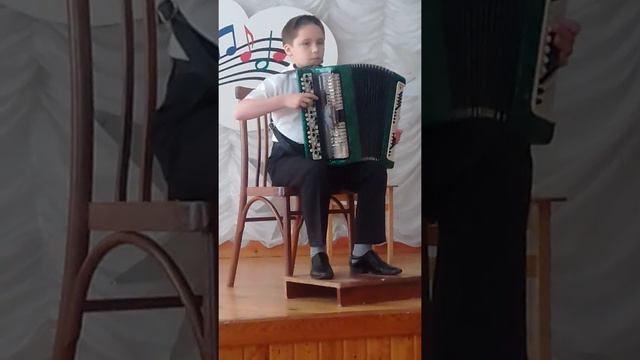 Влад Черкашин. Юный музыкант. Баян смотреть онлайн