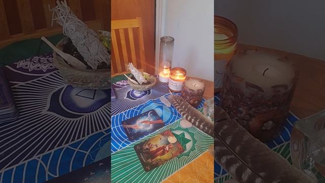 Libra ♎ ~5 min Oracle messages~Abundance is all around you, are you ready to accept it? смотреть онлайн