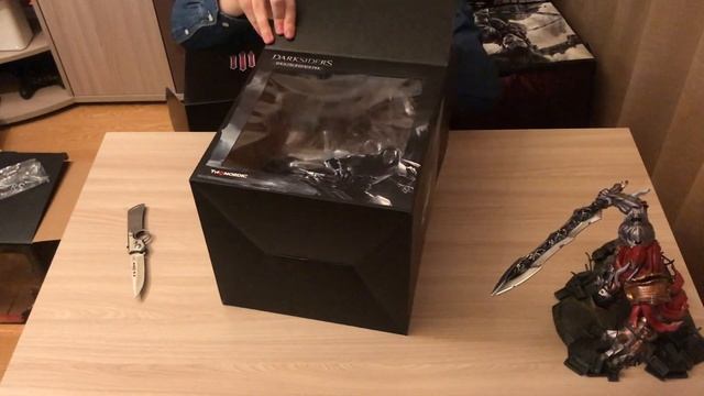 [UNBOXING] Распаковка коллекционного издания Darksiders 3 за 30 000р! смотреть онлайн