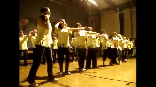 Call Me Maybe Flash Mob - Flaherty School Halloween Dance смотреть онлайн