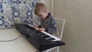 Мелодия  Samsung - "Over the Horizon" на пианино