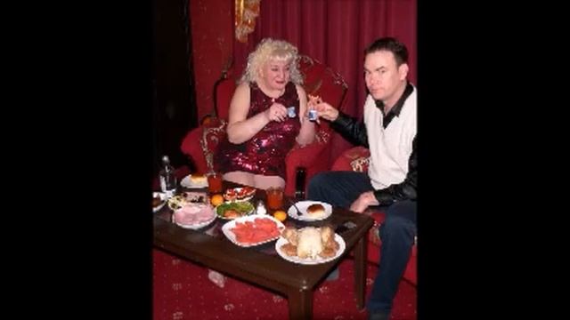 Директор школы сошел с ума? В Астрахани блоггера вызвали в следственный комитет смотреть онлайн